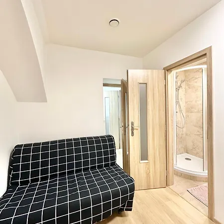 The Little Peaceful Retreat Near Center *