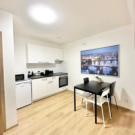 The Little Peaceful Retreat Near Center Apartamento *