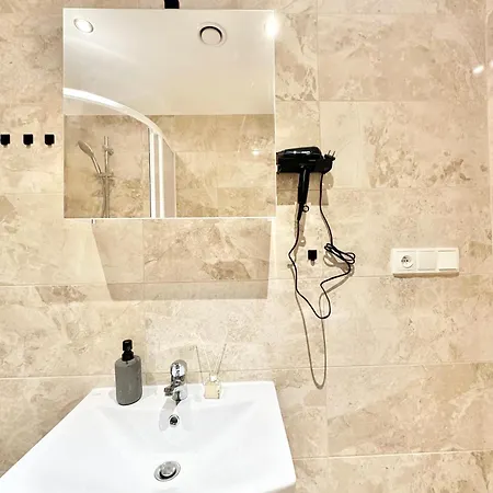 The Little Peaceful Retreat Near Center Apartamento Praga