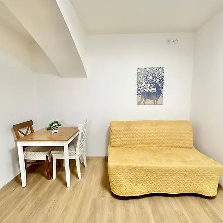 The Little Peaceful Retreat Near Center Praga