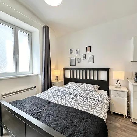 The Little Peaceful Retreat Near Center Apartamento Praga