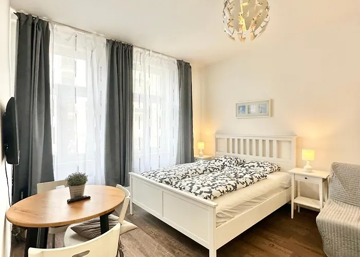 The Little Peaceful Retreat Near Center * פראג